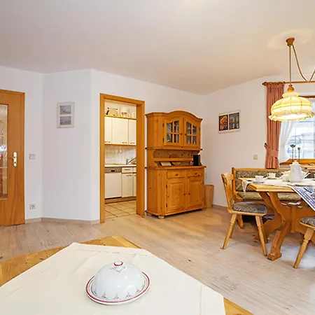 Oertel Apartment *